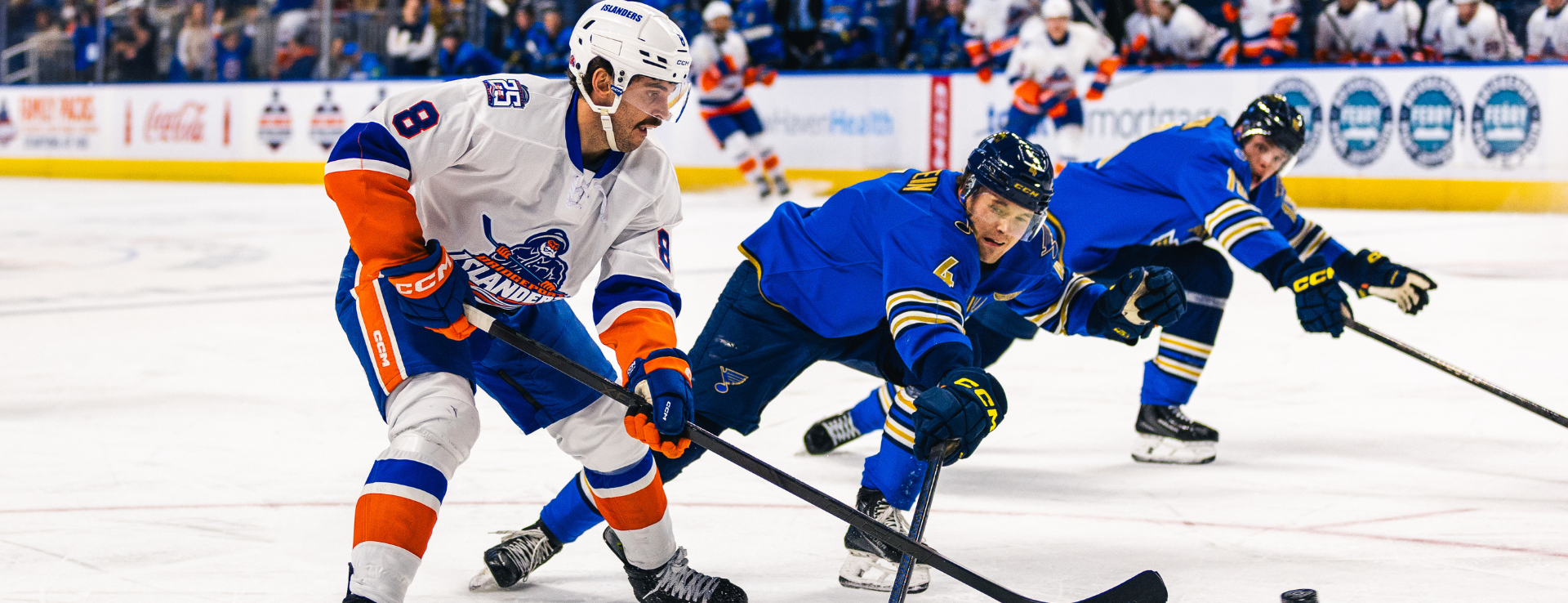 Islanders Lose 6-3 to Thunderbirds Despite Strong First Period