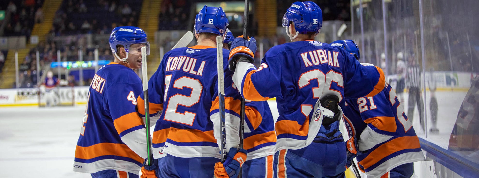 Recap: Islanders 6, Thunderbirds 2