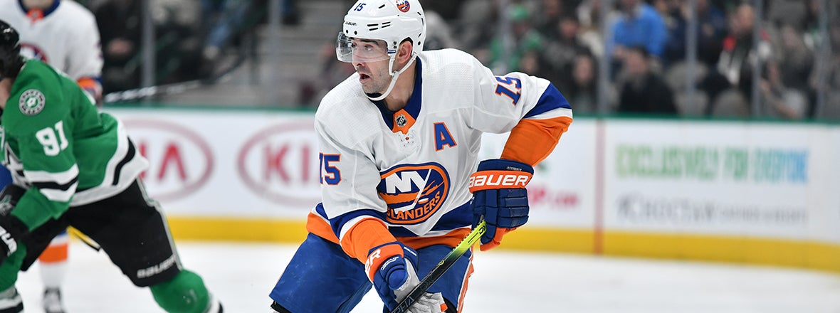 Clutterbuck Joins Sound Tigers for Weekend Series