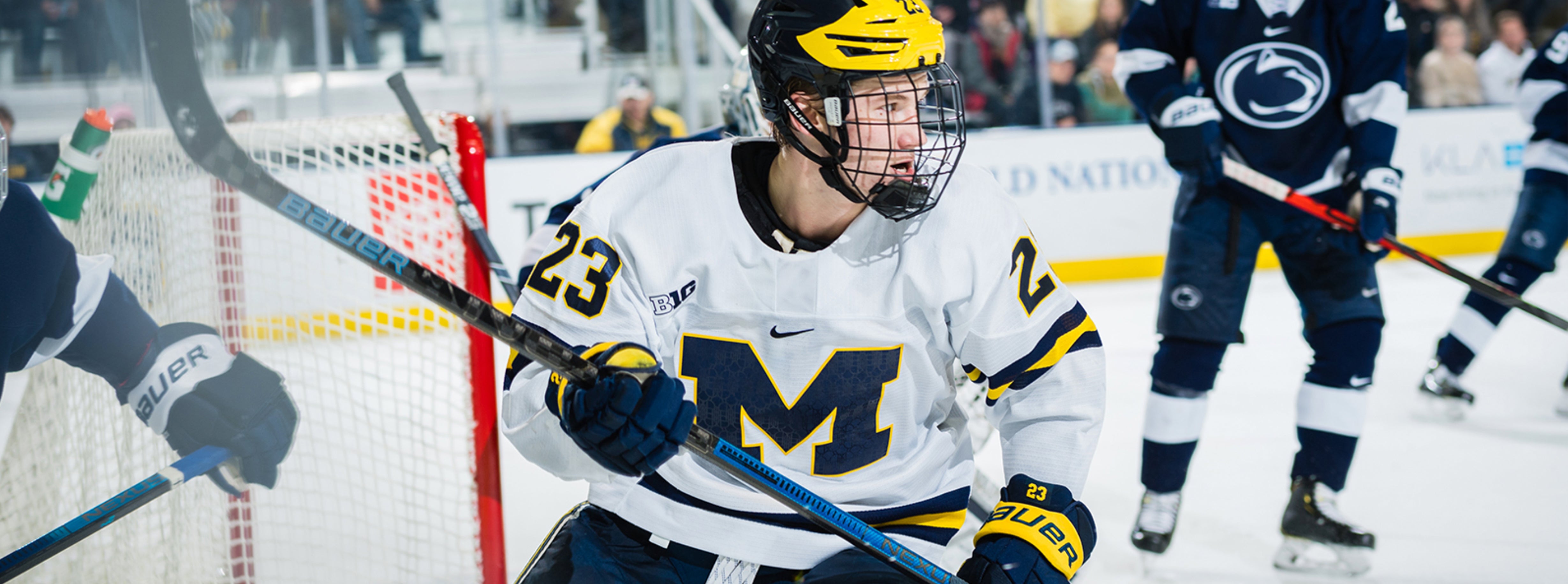 Islanders Sign Lambert to ATO