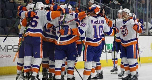 GAME 1 RECAP: ISLANDERS 2, BRUINS 1 (OT)