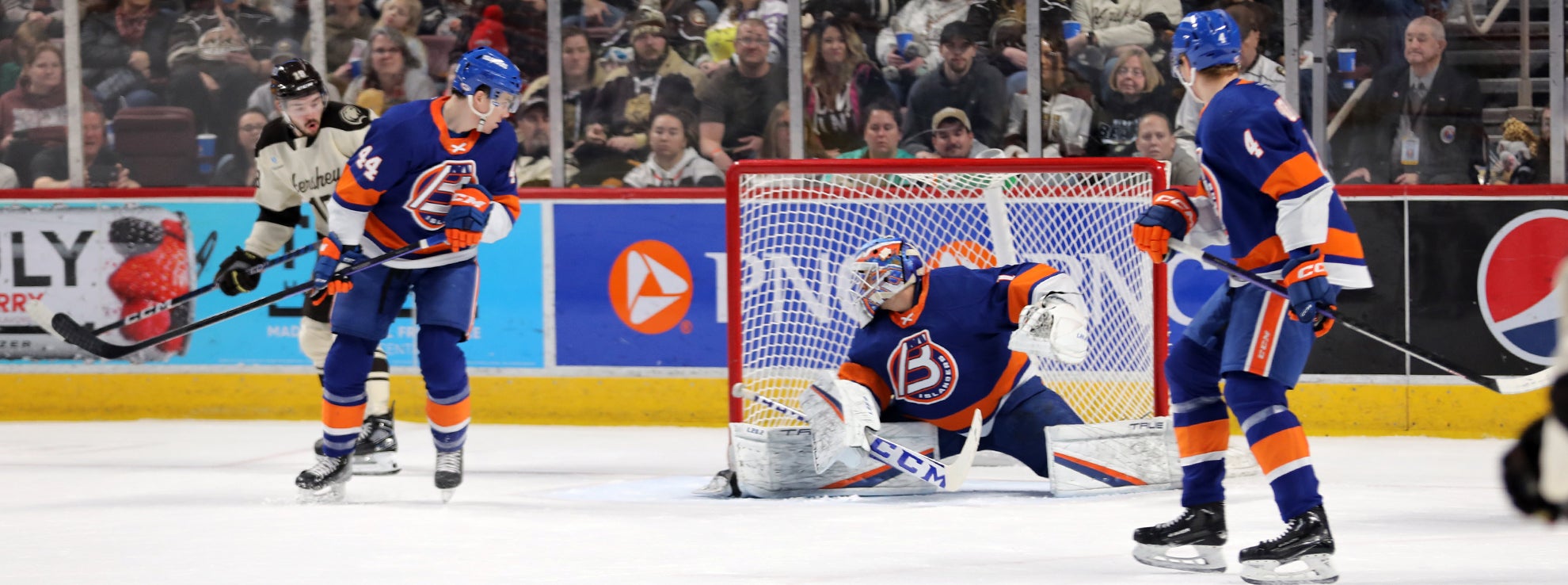 Recap: Islanders 2, Bears 0