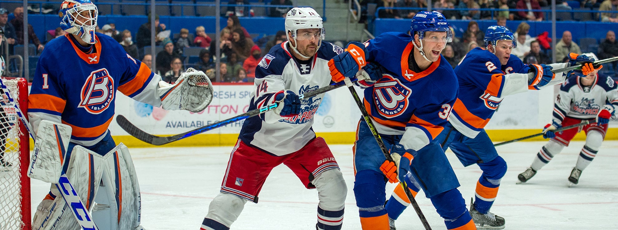 Hartford Wolf Pack vs Bridgeport Islanders