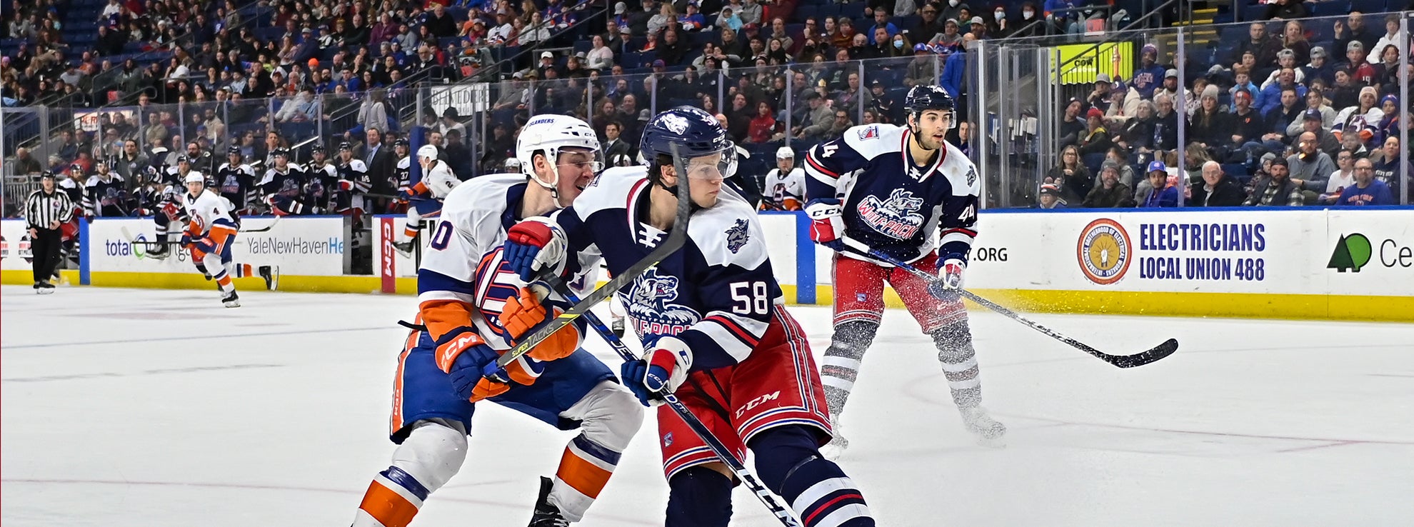 Hartford Wolf Pack vs Bridgeport Islanders