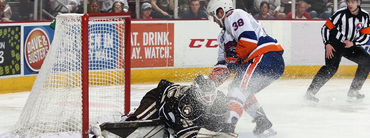 Sound Tigers Suffer 2-1 Loss in Game 3